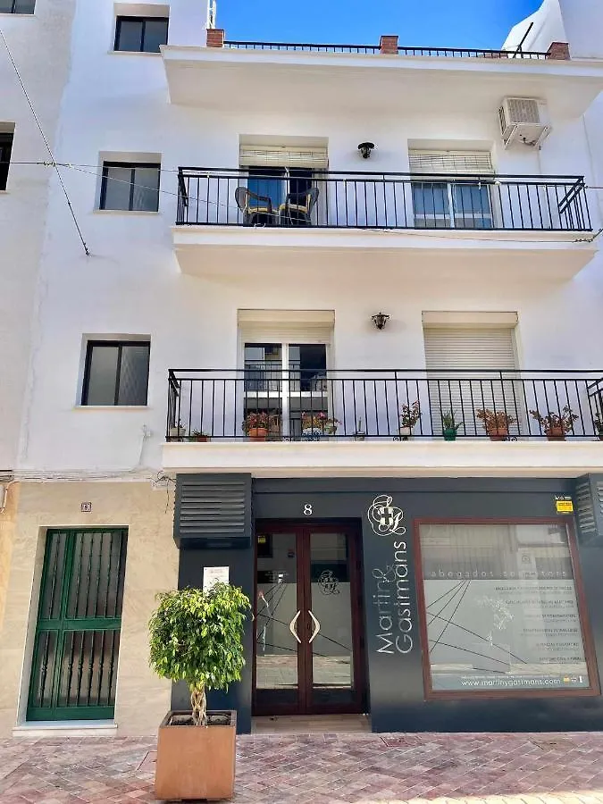 Apartamento De 3 Dorm En Pleno Centro De Nerja Spain