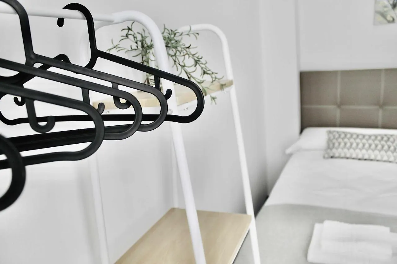 Apartamento De 3 Dorm En Pleno Centro De Nerja 0*,  Spagna